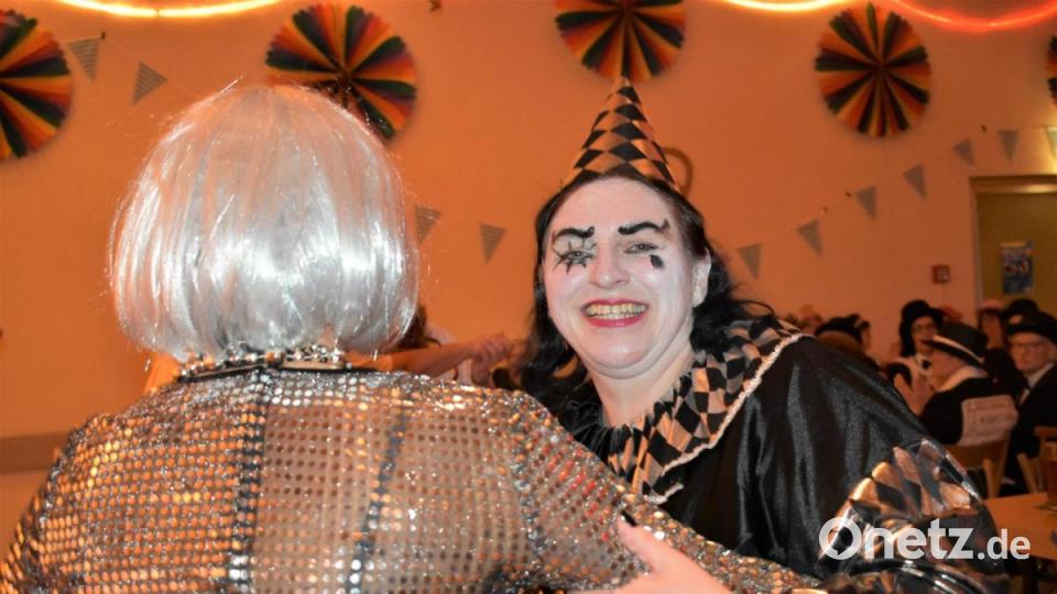 Frauenfasching mit dem Katholischen Frauenbund im Jugendheim Grafenwöhr. Bild: rgr