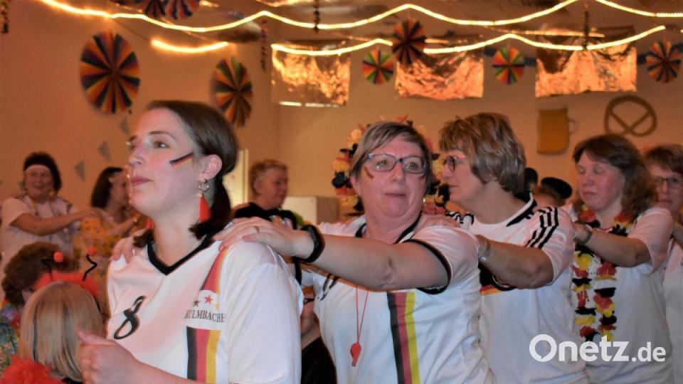 Frauenfasching mit dem katholischen Frauenbund im Jugendheim Grafenwöhr. Bild: rgr