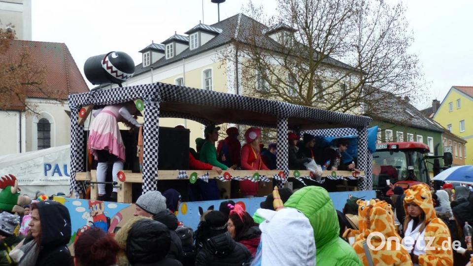 Faschingszug Pfreimd Bild: Portner