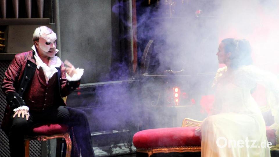 Das Phantom und Christine in den Kellergewölben. Bild: exb