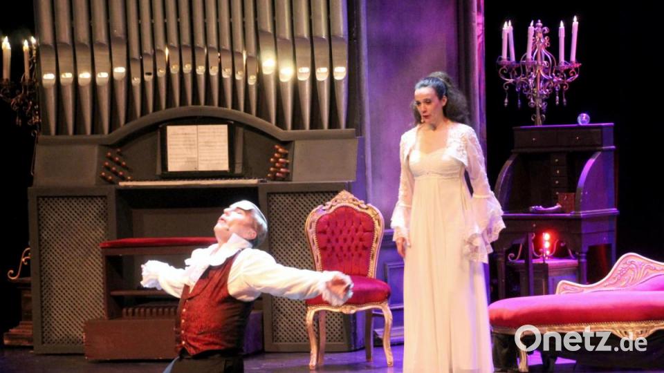 Das Phantom und Christine in den Kellergewölben. Bild: exb