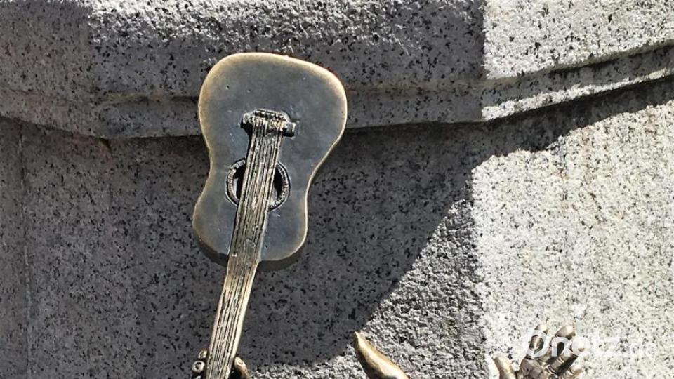 &quot;Hey Joe&quot;: Tausende von Gitarristen erinnern alle Jahre zum 1. Mai an den legendären Jimi Hendrix. Bild: bz