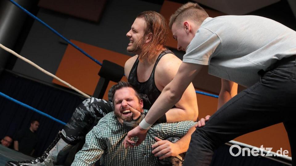 Im Musikomm ging es hart zur Sache: Amberg erlebte seine erste Wrestling -Show. Bild: Wolfgang Steinbacher