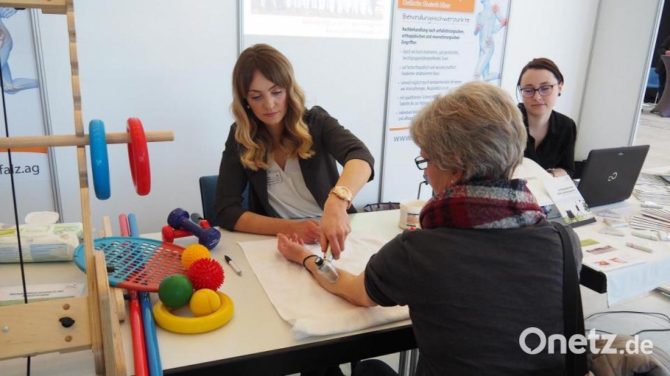 Stoßwellentherapie war auch im Angebot Bild: Bühner