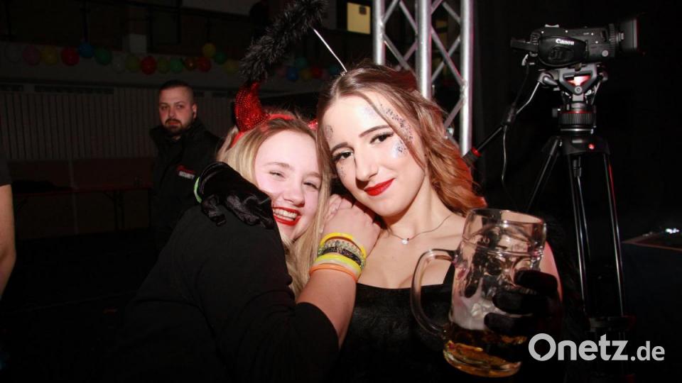 HCL-Superfasching am Samstag in der Wiesauer Dreifachturnhalle Bild: wro