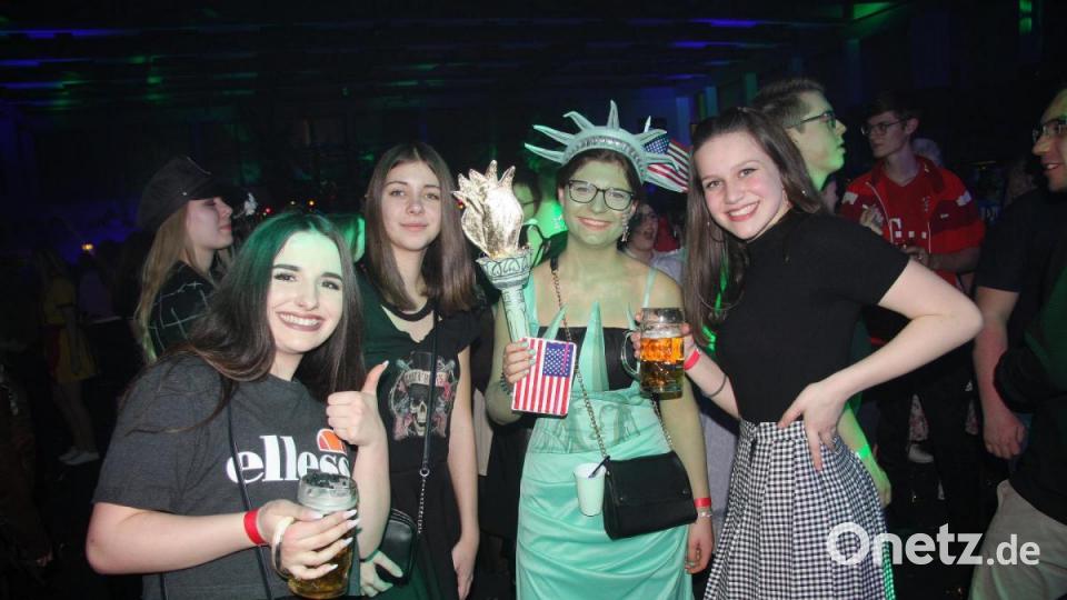 HCL-Superfasching am Samstag in der Wiesauer Dreifachturnhalle Bild: wro