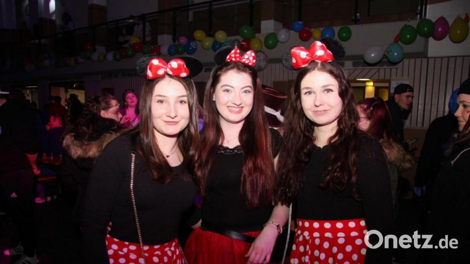 HCL-Superfasching am Samstag in der Wiesauer Dreifachturnhalle Bild: wro