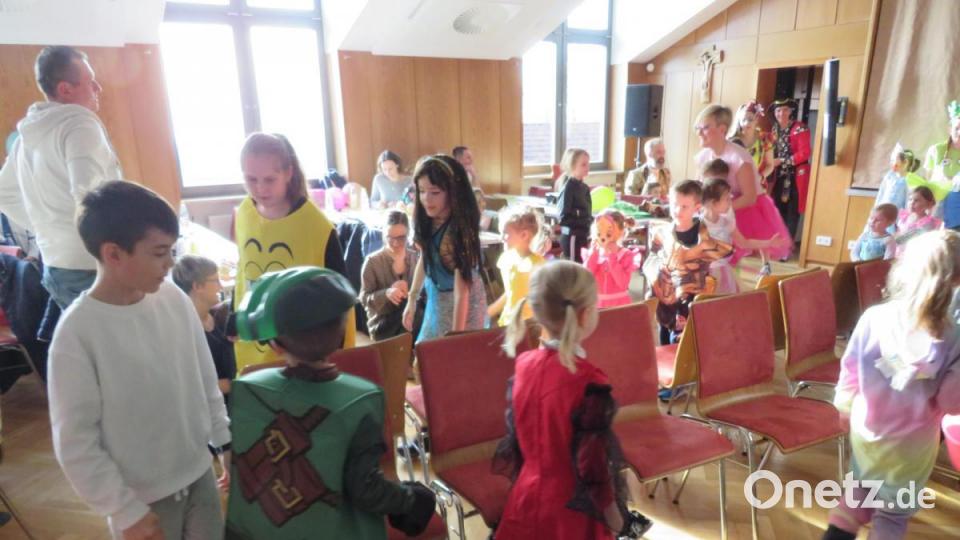 Viel Spaß hatten nicht nur die Kinder im Festssaal Bild: adj