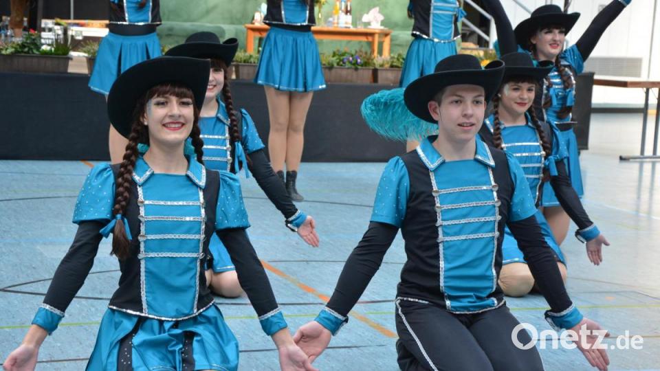 Die Prinzengarde des Mitterteicher Gaudiwurms. Bild: jr