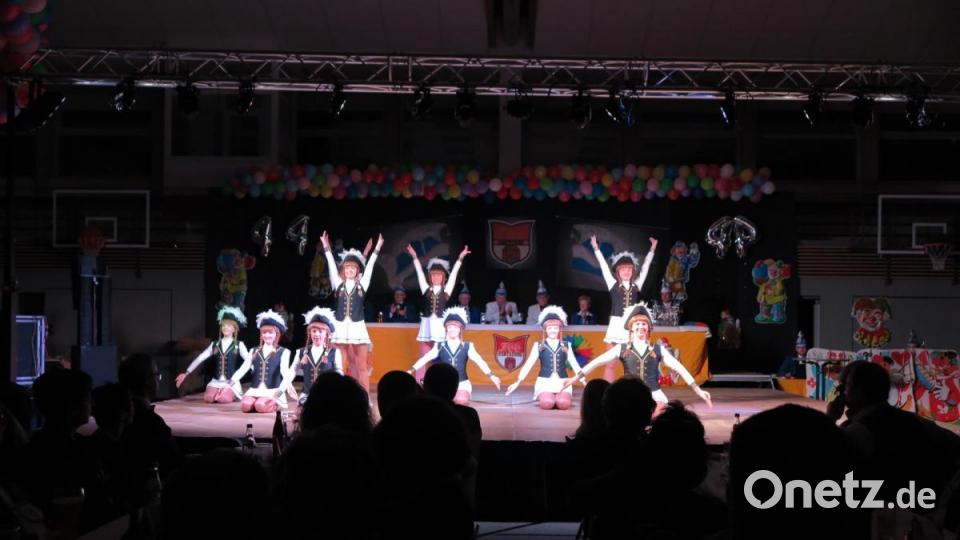 Gardetanz der Prinzengarde der Schwarz-Weiß Bayreuth Bild: jzk