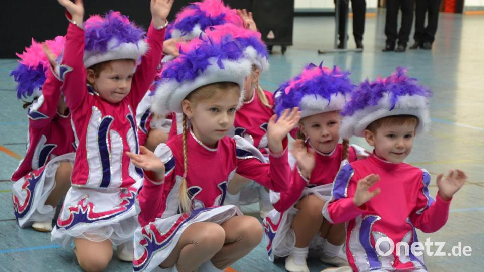 Die Kindergarde des Mitterteicher Gaudiwurms. Bild: jr