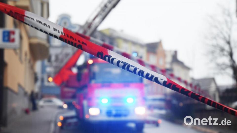 Bis auf weiteres gesperrt ist die Johannisstraße zwischen Bahnhof- und Naabstraße. Bild: Gabi Schönberger