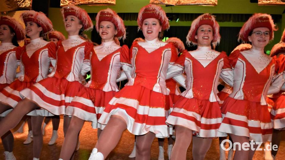 Stimmung und Tanz beim Kolpingsball im Jugendheim Grafenwöhr Bild: rgr