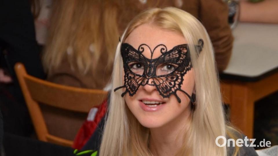 Beim Schützenball in Oberlind ging die Post ab. Flotte Sause durch die Nacht. Bild: dob