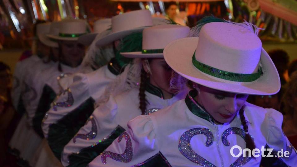 Eindrücke vom Weiberfasching in Kohlberg Bild: Paula Gäbelein