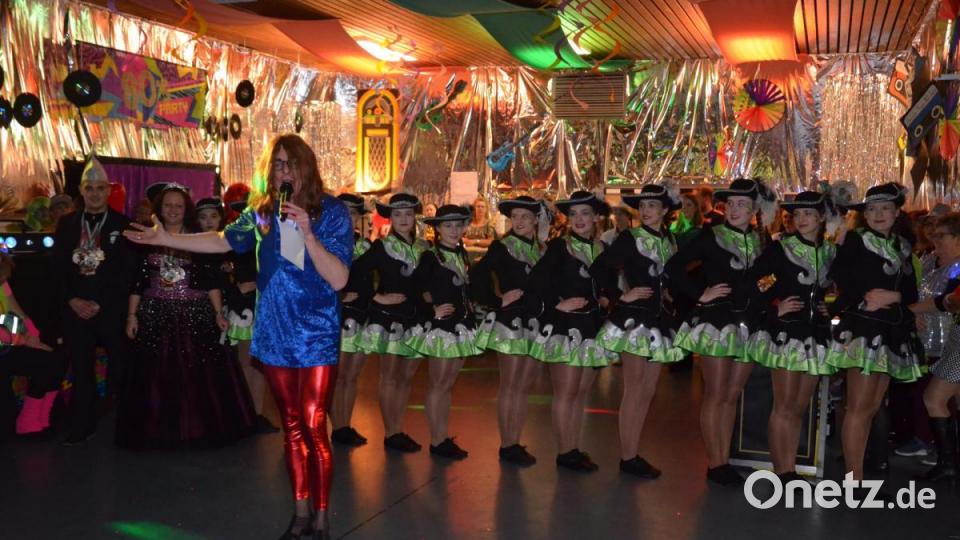 Eindrücke vom Weiberfasching in Kohlberg Bild: Paula Gäbelein