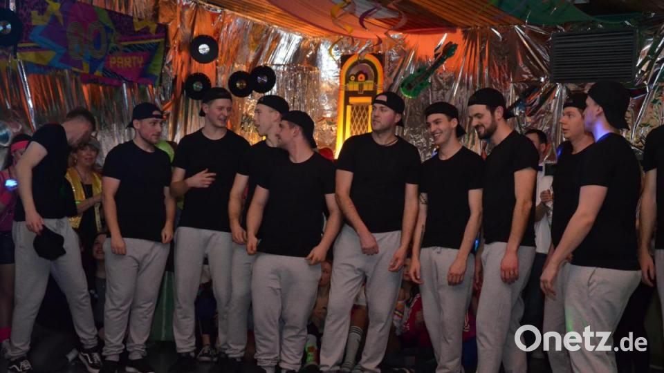 Eindrücke vom Weiberfasching in Kohlberg Bild: Paula Gäbelein
