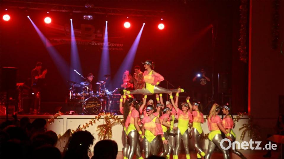 Die Gruppe "Deluxe" unter der Leitung von Nicole Wiesend. Bild: JOCHEN NEUMANN 
ERBENDORF