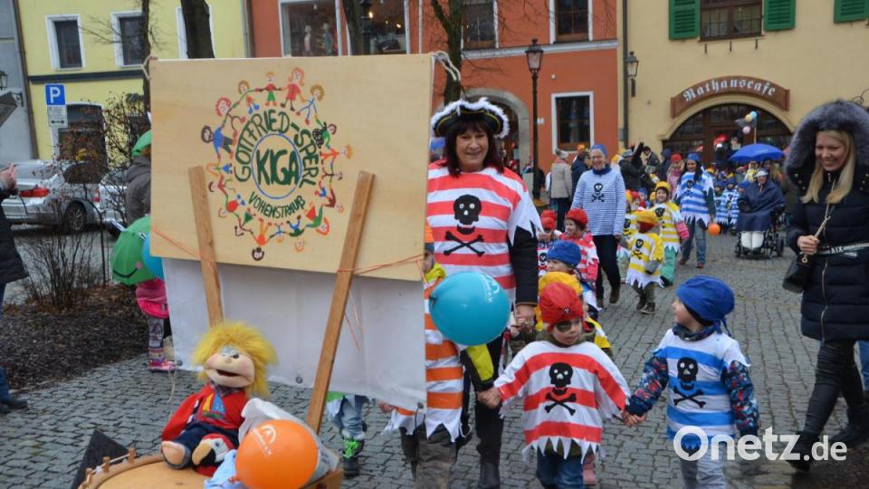 Als Piraten eroberten die Mädchen und Buben aus dem Evangelischen Haus für Kinder Gottfried Sperl die Weltmeere. Bild: dob