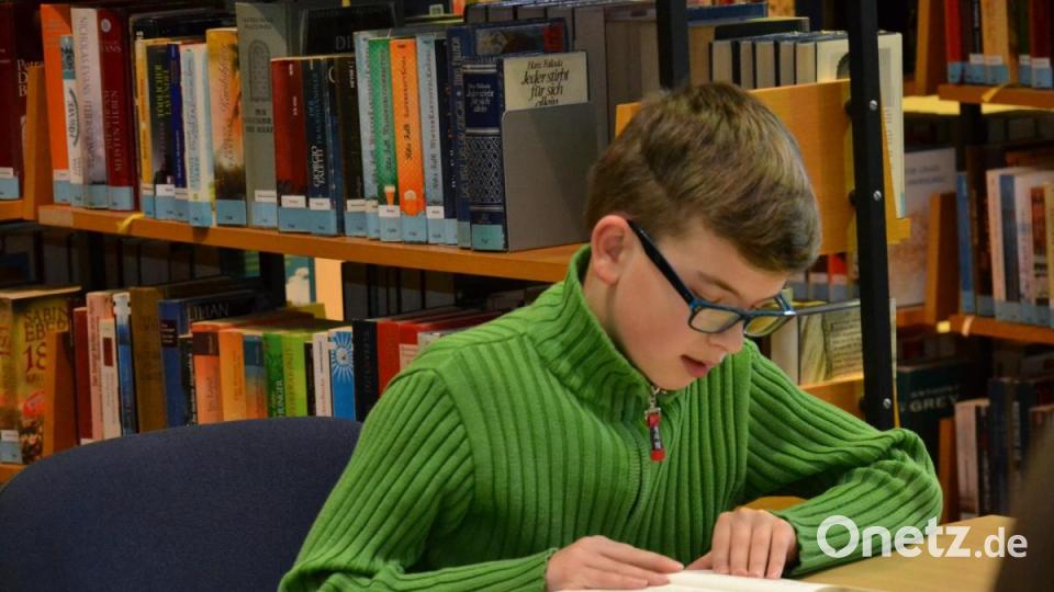 Paul Meyer liest aus &quot;Das Buch der seltsamen Wünsche&quot; von Autorin Angie Westhoff. Bild: sfo