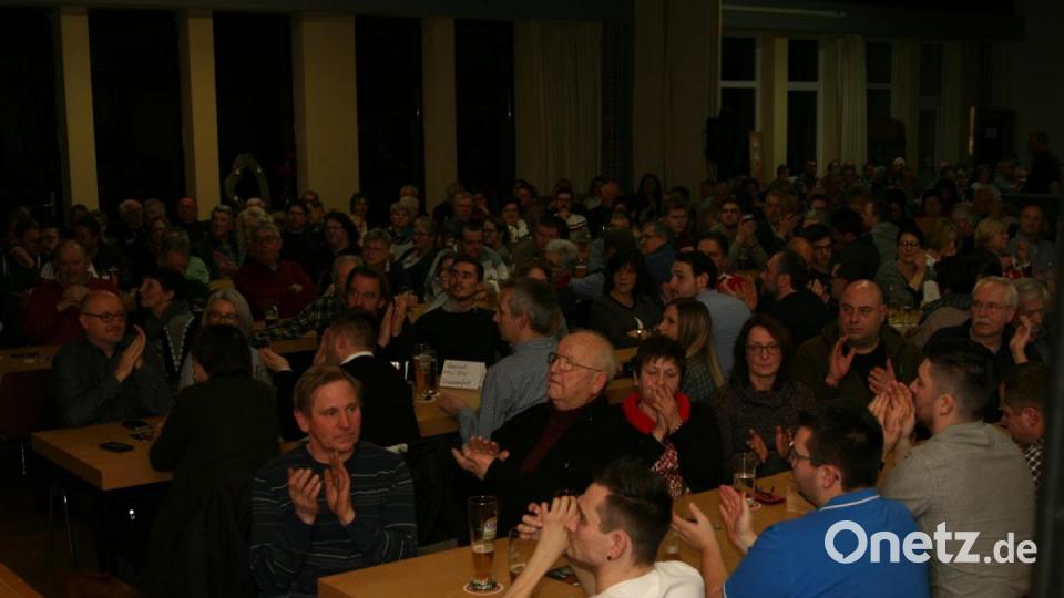 Auf großes Interesse stieß die Podiumsdiskussion in Schwarzenfeld. Bild: Benjamin Tietz