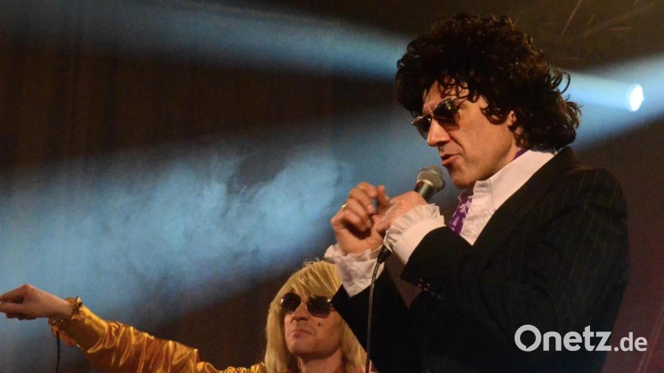 &quot;Glitter &amp; Glamour Party&quot; im Evangelischen Vereinshaus. Bild: Kunz