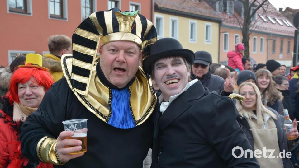 Einige der Zuschauer hatten sich ebenfalls kostümiert. Bild: jr