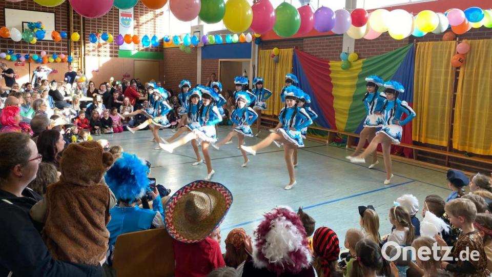 Auftritt der Kindergarde. Bild: nza