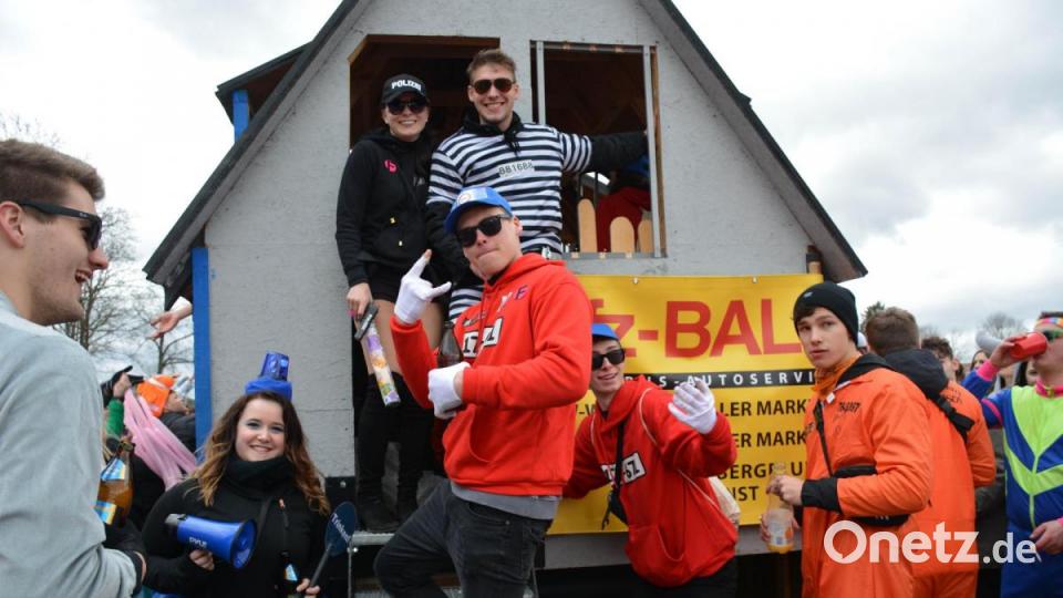 Faschingszug Stulln Bild: Freya Stoeckl