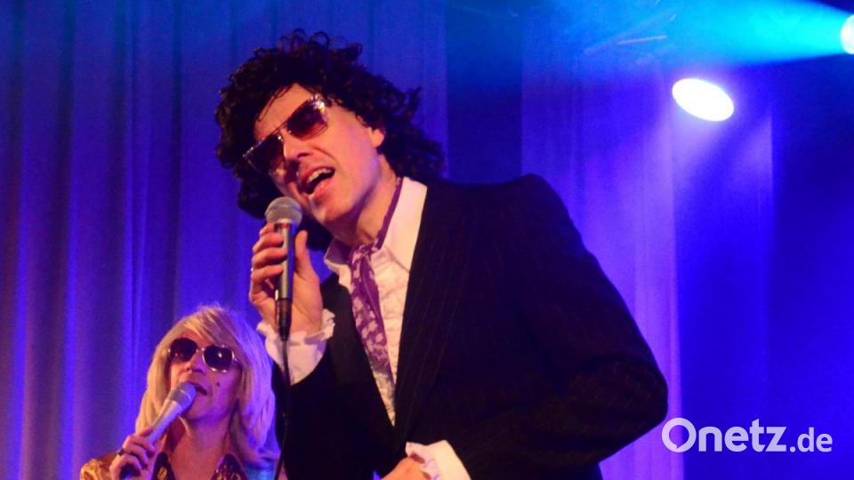 &quot;Glitter &amp; Glamour Party&quot; im Evangelischen Vereinshaus. Bild: Kunz