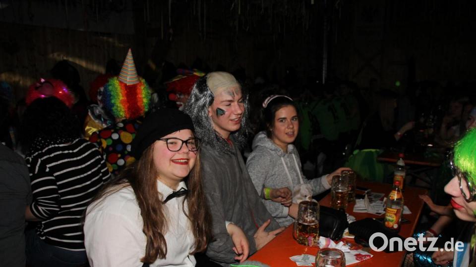 Weitere Bilder vom Sportlerball in Pertolzhofen. Bild: frd