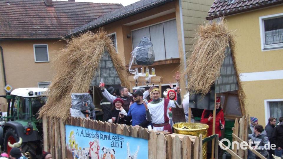 Eindrücke vom Seebarner Faschingszug. Bild: zth
