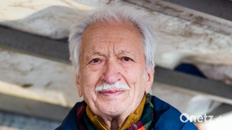 Ernst Grube (87) überlebte die Verfolgung der NS-Zeit. Die Nazis hatten ihn mit seiner Mutter und seinen Geschwistern ins KZ Theresienstadt doprtiert. Bild: Hösamer