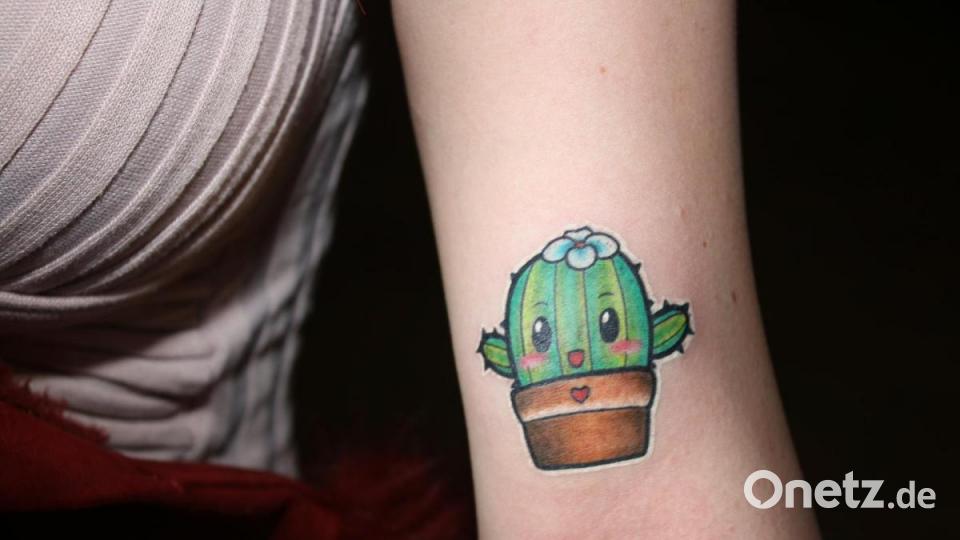 Sieger in der Kategorie &quot;Small/Crazy&quot;: Manu von &quot;Bearded-Brothers Tattoo&quot; mit einem kleinen Kaktus. Bild: sne