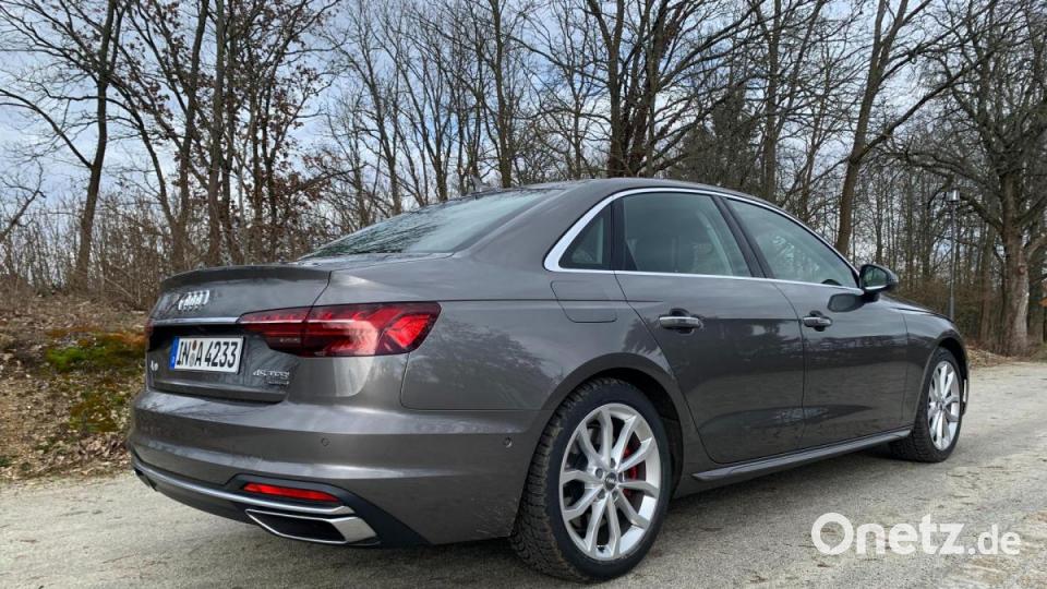 Audi A4 Limousine TSFI 45 quattro im Test bei Oberpfalzmedien. Bild: Michael Ascherl