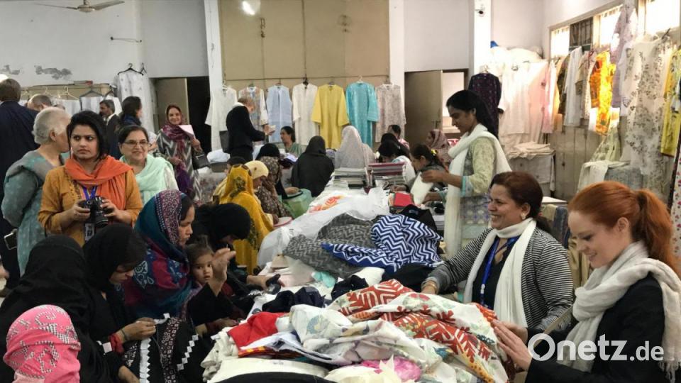 Barbara Meier besucht zusammen mit Entwicklungsminister Müller Textilfabriken in Äthiopien, Indien und Pakistan. Bild: exb