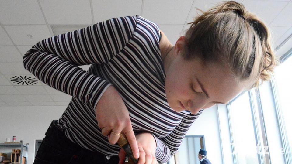 Eine Ausbildung an der FOS/BOS zeichnet sich durch ihre Praxisnähe aus. Bild: Kunz