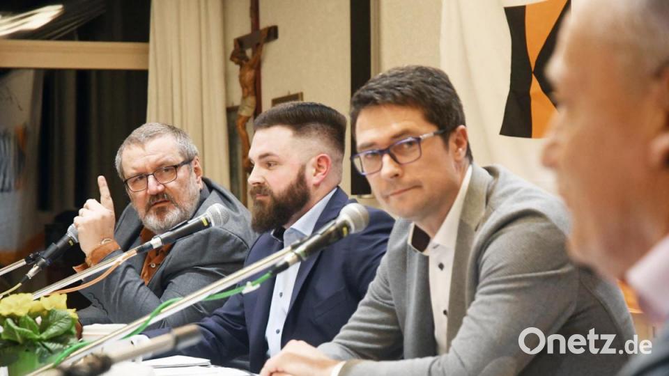 Podiumsdiskussion Bürgermeisterkandidaten Neustadt Bild: Gabi Schönberger