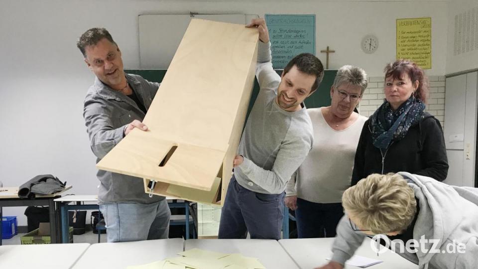 Bloß keinen Wahlzettel übersehen! Bild: Gabi Schönberger