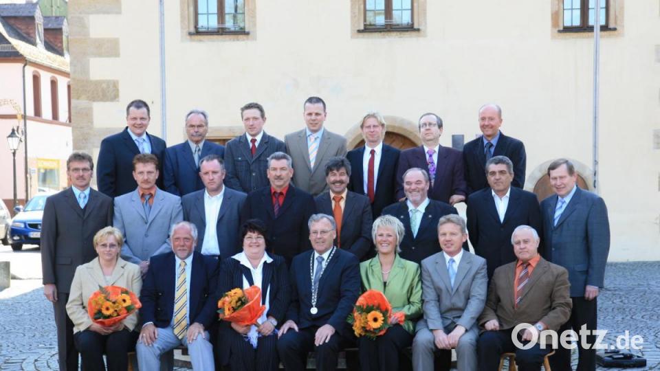 Im Stadtrat von 2008 bis 2014 gehörteJosef Neubauer (vorderste Reihe, rechts) schon zu den alten Hasen. Bild: exb