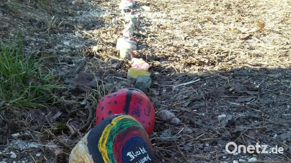 Marienkäfer, ein Kleeblatt und gute Wünsche sind besonders beliebt in diesen Tagen. Bild: bl