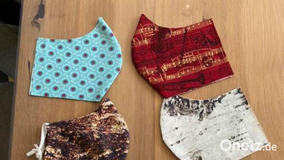 Kreativität in der Coronakrise: Bunte und originelle Mund-Nasen-Masken unserer Leser. Bild: Marina Hoch