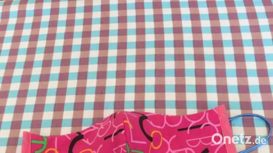Kreativität in der Coronakrise: Bunte und kreative Mund-Nasen-Masken unserer Leser. Bild: Claudia Schedl
