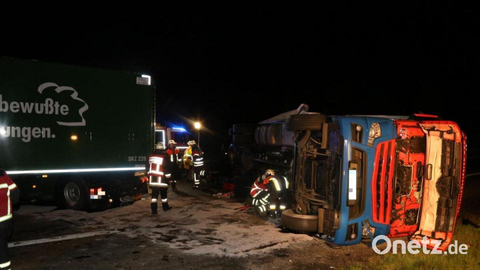 In der Nacht auf Donnerstag ereignete sich auf der Autobahn A93 zwischen Mitterteich Süd und Wiesau ein weiterer schwerer Unfall. Bild: Roland Wellenhoefer