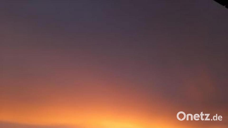 Unsere Leser haben uns Bilder von der Wetterschau am Donnerstagabend geschickt. Bild: Jhonny Bartowski