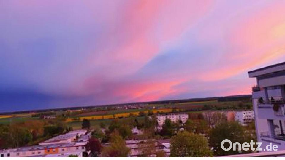 Unsere Leser haben uns Bilder von der Wetterschau am Donnerstagabend geschickt. Bild: Martina Huber