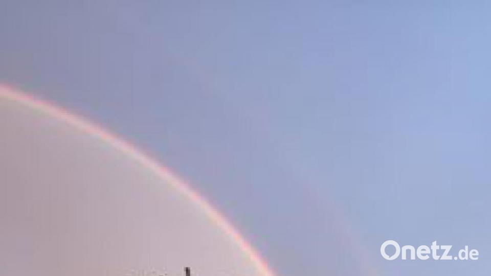 Unsere Leser haben uns Bilder von der Wetterschau am Donnerstagabend geschickt. Bild: Evelyn Zippel