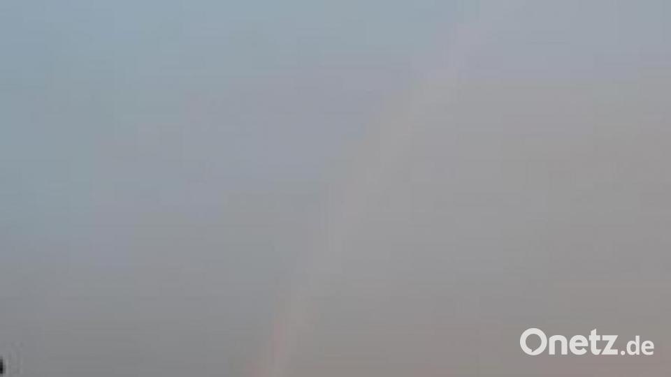 Unsere Leser haben uns Bilder von der Wetterschau am Donnerstagabend geschickt. Bild: Klaus Herzog