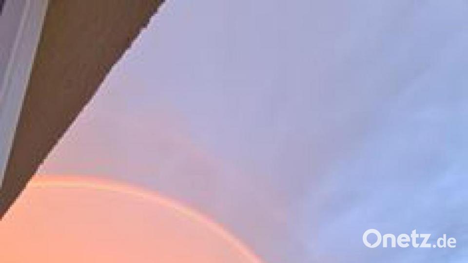 Unsere Leser haben uns Bilder von der Wetterschau am Donnerstagabend geschickt. Bild: Claudia Schweinberger