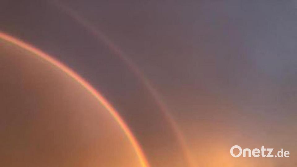 Unsere Leser haben uns Bilder von der Wetterschau am Donnerstagabend geschickt. Bild: Olesja Rinas